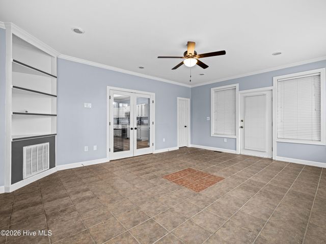 503 Wythe Grove, Jacksonville, NC 28546