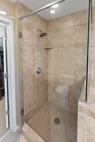 100 3rd Avenue S 2604, Minneapolis, MN 55401