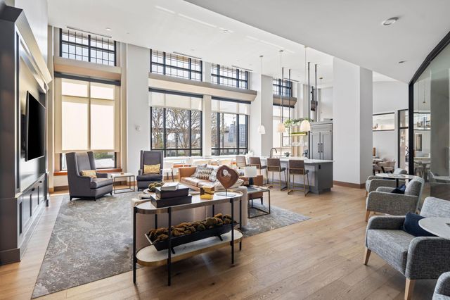 100 3rd Avenue S 2604, Minneapolis, MN 55401