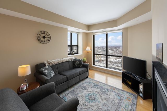 100 3rd Avenue S 2604, Minneapolis, MN 55401