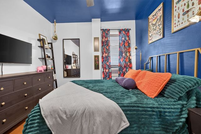 131 Derby St 1R, Salem, MA 01970