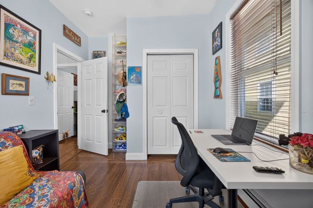 131 Derby St 1R, Salem, MA 01970