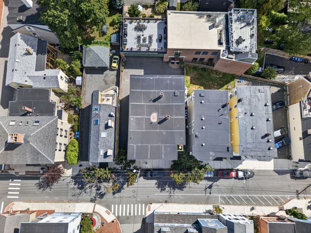 131 Derby St 1R, Salem, MA 01970