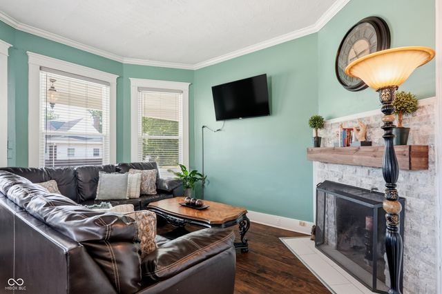 515 S 10th Street, Noblesville, IN 46060