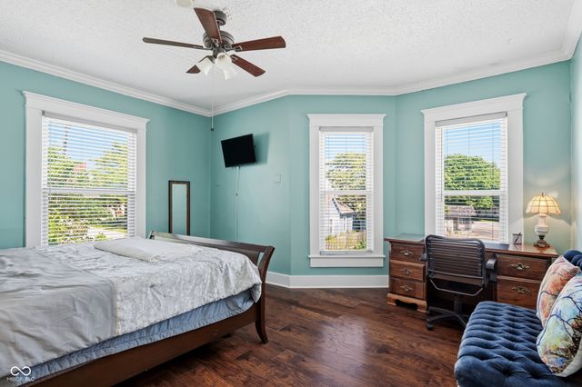 515 S 10th Street, Noblesville, IN 46060
