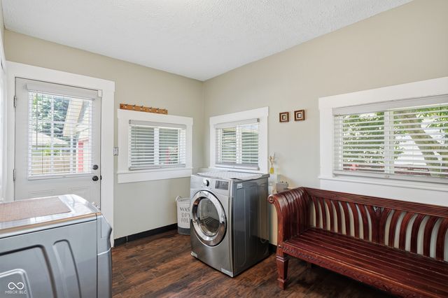 515 S 10th Street, Noblesville, IN 46060