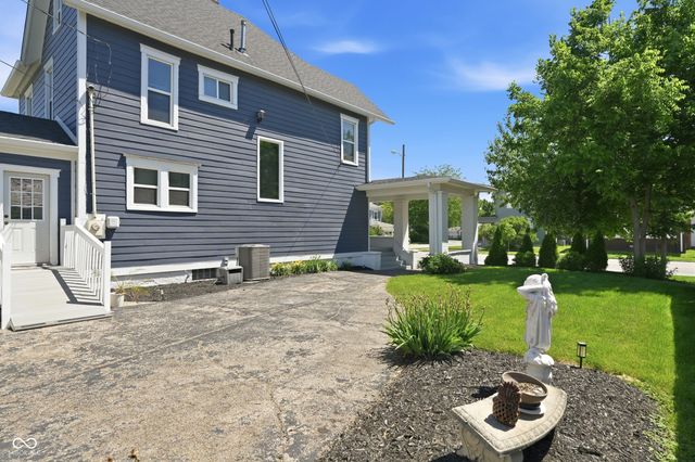 515 S 10th Street, Noblesville, IN 46060