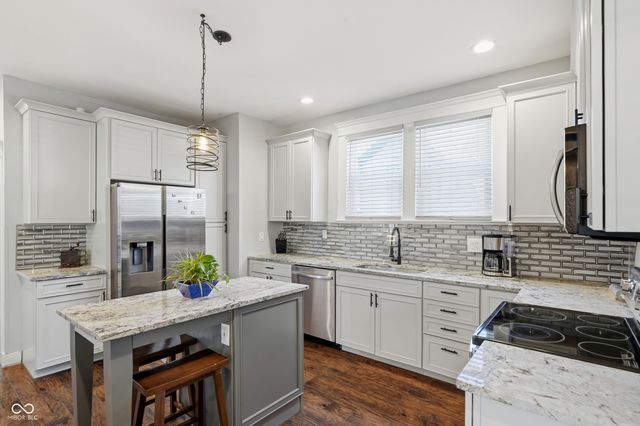 515 S 10th Street, Noblesville, IN 46060
