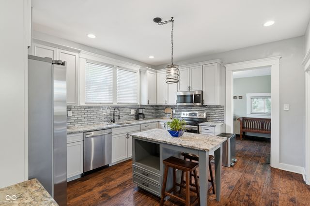 515 S 10th Street, Noblesville, IN 46060