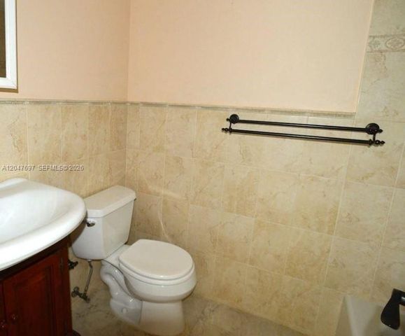 510 NW 86th 104-12 104-12, Miami, FL 33126