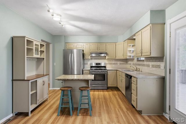 130 Dianne Drive, Belleville, IL 62220