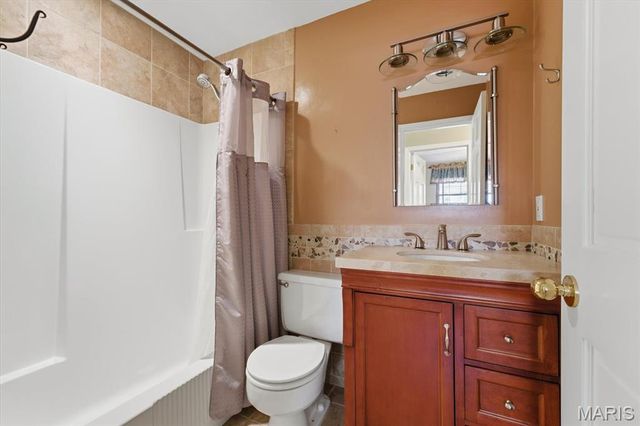 130 Dianne Drive, Belleville, IL 62220