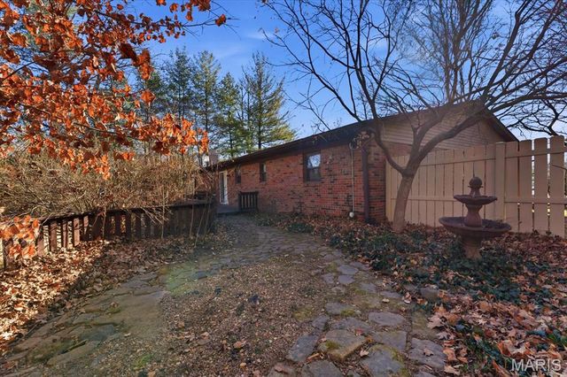 130 Dianne Drive, Belleville, IL 62220