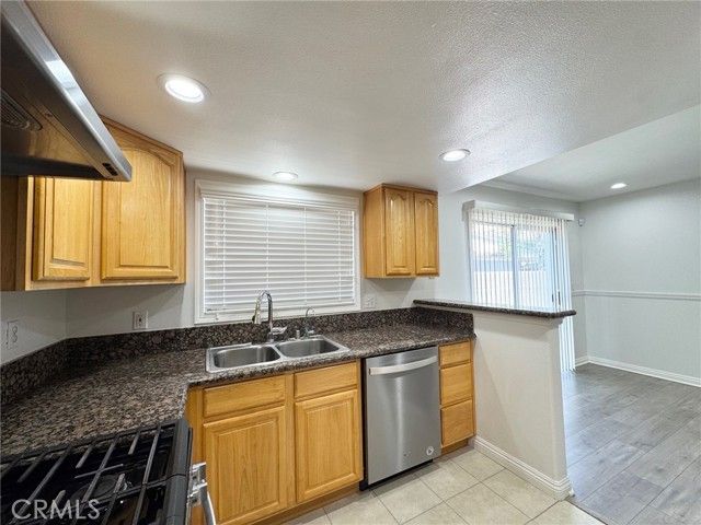 49 N Parkwood 7, Pasadena, CA 91107