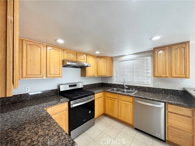 49 N Parkwood 7, Pasadena, CA 91107