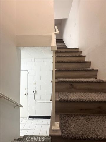 49 N Parkwood 7, Pasadena, CA 91107