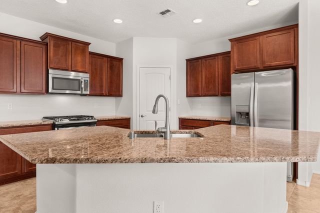 2629 La Luz Circle NE, Rio Rancho, NM 87144