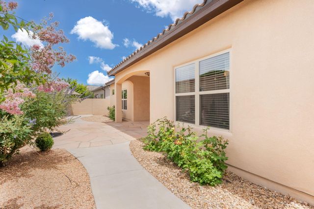2629 La Luz Circle NE, Rio Rancho, NM 87144