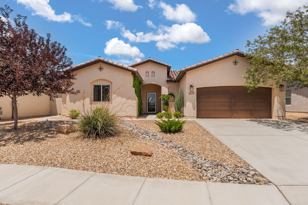 2629 La Luz Circle NE, Rio Rancho, NM 87144