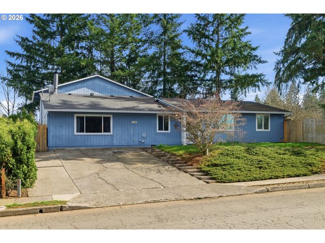 17840 WOLF Dr, Sandy, OR 97055