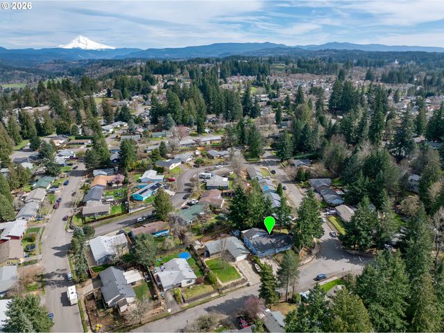 17840 WOLF Dr, Sandy, OR 97055