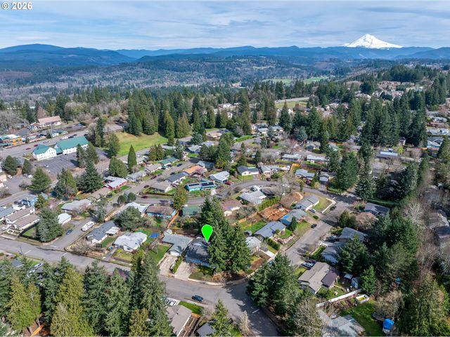 17840 WOLF Dr, Sandy, OR 97055