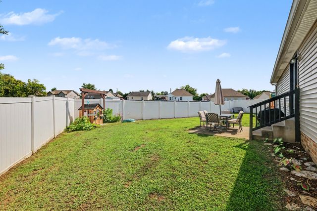 431 Princeton Dr, Lebanon, TN 37087