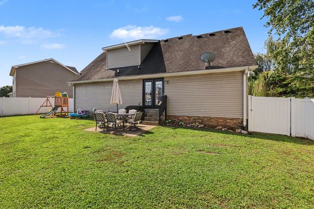 431 Princeton Dr, Lebanon, TN 37087