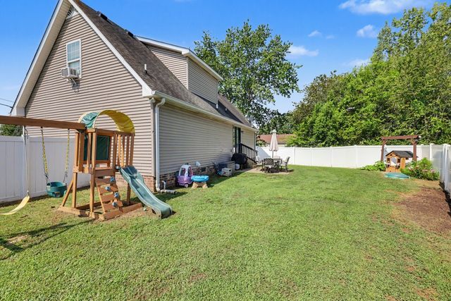 431 Princeton Dr, Lebanon, TN 37087