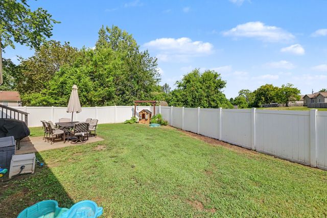 431 Princeton Dr, Lebanon, TN 37087