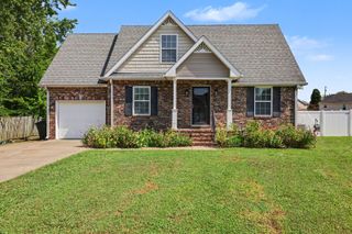 431 Princeton Dr, Lebanon, TN 37087