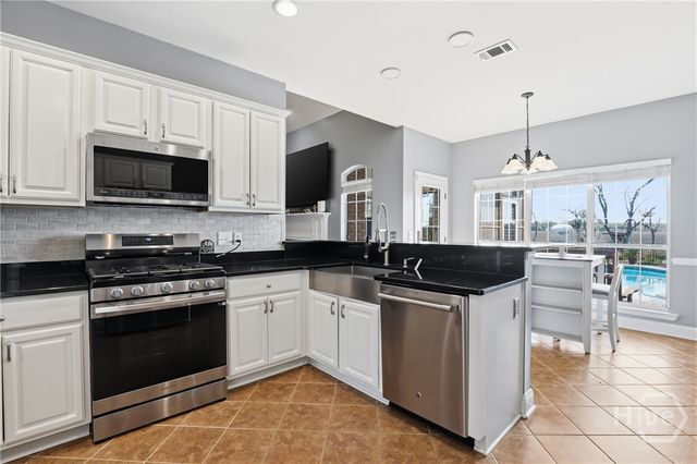 115 Pinetree Road, Midway, GA 31320