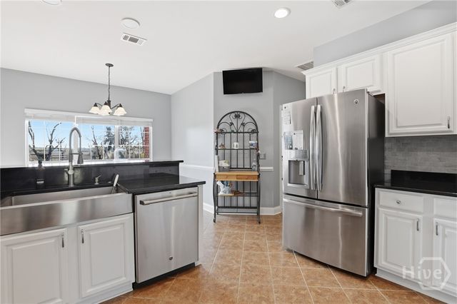 115 Pinetree Road, Midway, GA 31320