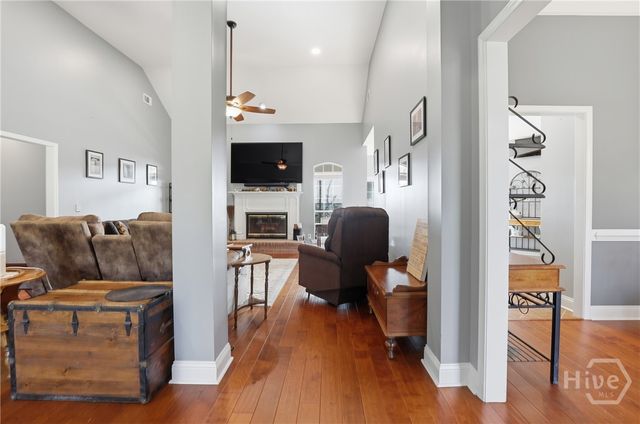 115 Pinetree Road, Midway, GA 31320