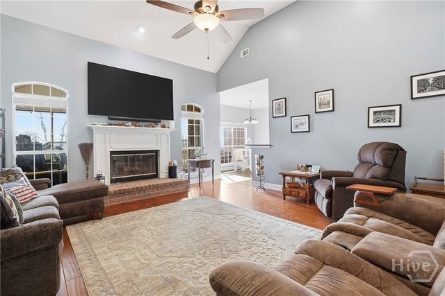 115 Pinetree Road, Midway, GA 31320