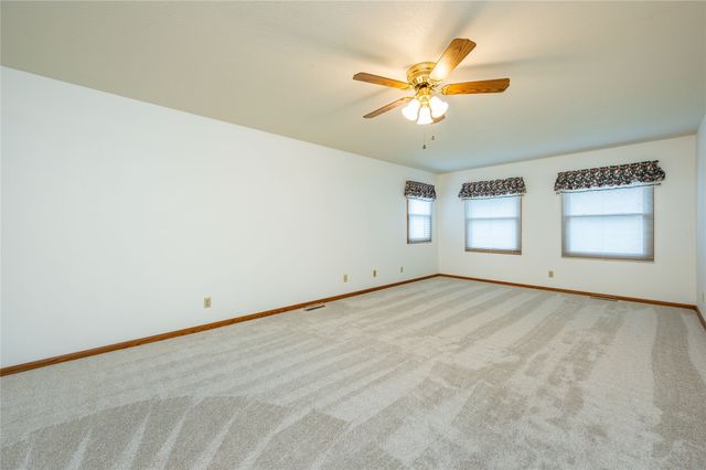 3505 SW Timbergreen Road, Ankeny, IA 50023