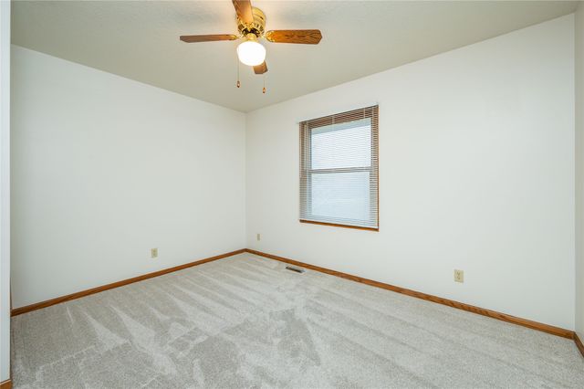 3505 SW Timbergreen Road, Ankeny, IA 50023