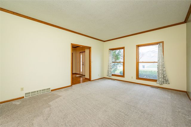 3505 SW Timbergreen Road, Ankeny, IA 50023