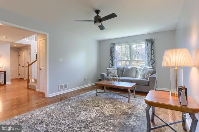 401 NORTHSTAR DR, Harrisburg, PA 17112