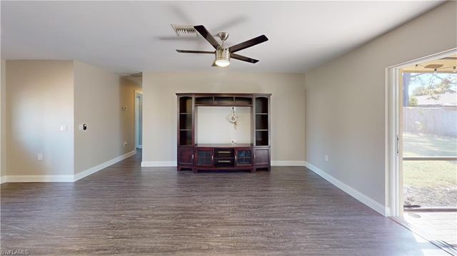 27514 Playa Del Rey LN, Bonita Springs, FL 34135