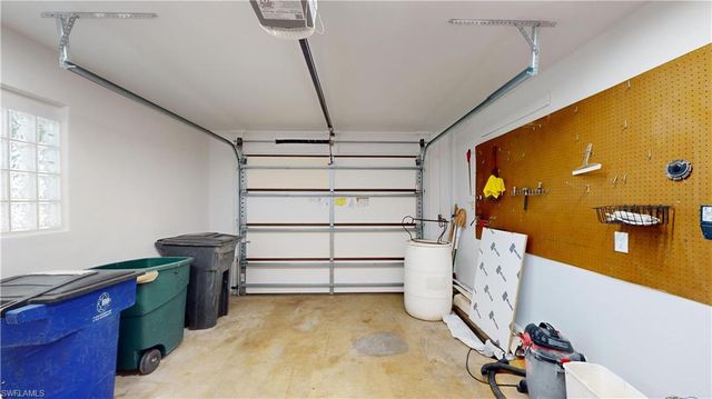 27514 Playa Del Rey LN, Bonita Springs, FL 34135