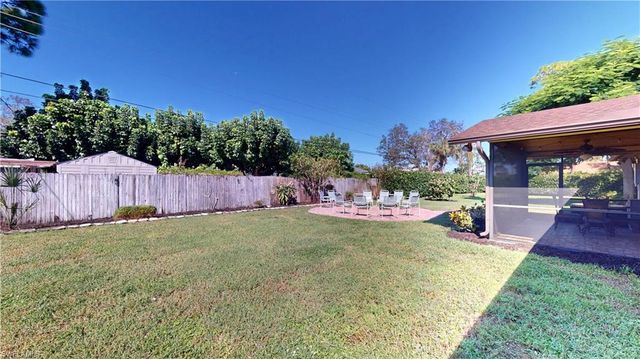 27514 Playa Del Rey LN, Bonita Springs, FL 34135