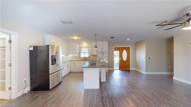 27514 Playa Del Rey LN, Bonita Springs, FL 34135