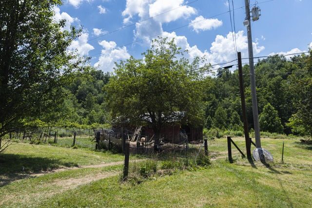 2090 Langnau Road, London, KY 40741