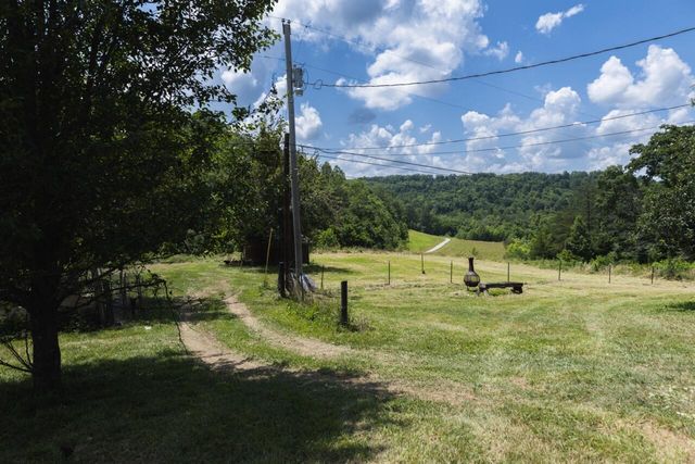 2090 Langnau Road, London, KY 40741