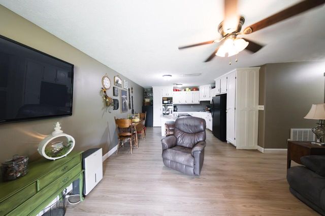 2090 Langnau Road, London, KY 40741