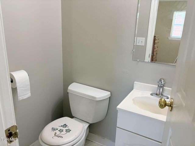 134 Briarwood Drive, Gray, TN 37615