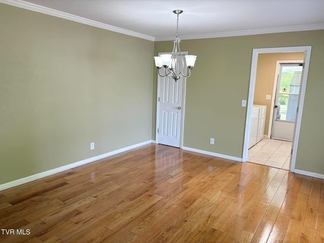 134 Briarwood Drive, Gray, TN 37615
