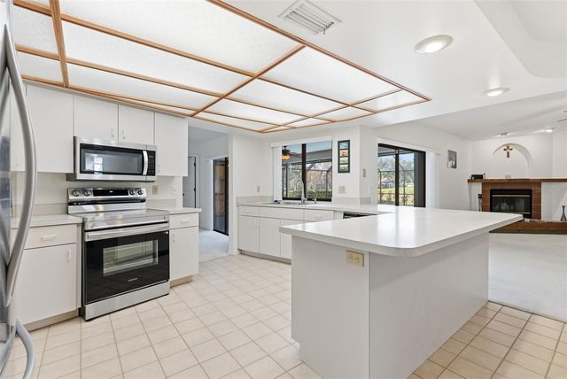 3916 CEDAR CAY CIRCLE, Valrico, FL 33596