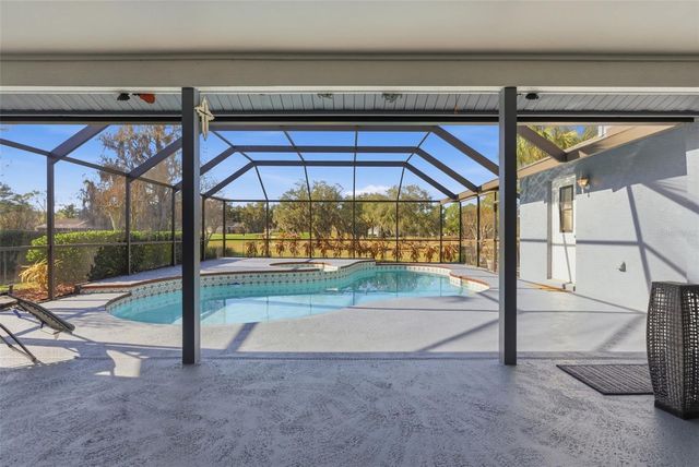 3916 CEDAR CAY CIRCLE, Valrico, FL 33596